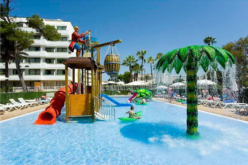 Eden Alcudia Apartment Port de Alcudia  Spain